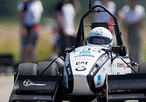 Watch this tiny electric race car set a new world record for acceleration: 0-60 in 1.5 seconds