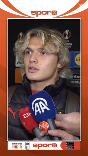 Efe Akman: "Hocamız bana güveniyor. Ben de o güveni boşa çıkarmamaya çalışıyorum." #okanburuk #efeakman #galatasaray | SPORX