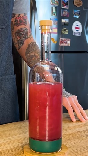 Stop scrolling. The perfect Galentine’s drink just showed up 💝 Pretty in Pink Punch, lightly sweet, and perfect for sharing with your besties. Ingredients: 1 ½ cup vodka ⅓ cup Chambord or raspberry liqueur 1 cup cranberry watermelon juice ⅓ cup simple syrup 1 ½ oz lime juice Prosecco, to top each drink Optional: pink edible glitter (but you really should because just look at it 😍) Add all ingredients to your Crew Bottle, chill in the fridge and serve with a splash of Prosecco 💘 #valentines #g