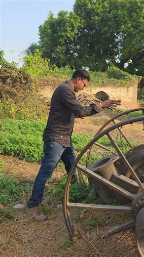 A 100-year-old pump set has been found! #bettiah #farming #bihar
