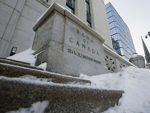 What is quantitative tightening and what happens when the Bank of Canada stops it?