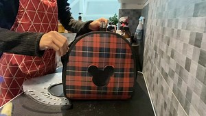 3M views · 49K reactions | Garang betul abang evo kita ni 來 tacod kakak ---- Nak grooming? Blh je. Kami dah buka kpd catlover sekitar Bangi, Shah Alam, Wangsa Maju, Damansara, PJ, dan JB. Kucing garang boleh ke? No problem  | Catzonia Bangi | Facebook