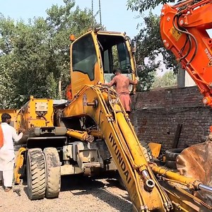 Excavator Assembling Process | Technology XYZ