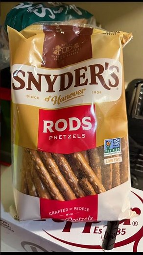A couple of zero sugar zero added sugars, and zero alcohol, sugar, snack options from ‪@Walmart‬