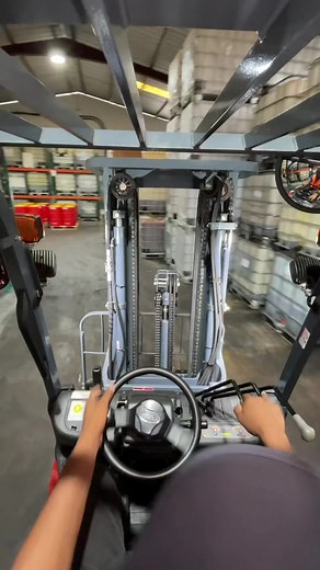 Daily Operations - Organizing and managing inventory |part 1|🔥🔥👌🏾 #forkliftoperator #forkliftcertified #ainz_lifts #fyp #warehouse #inventory