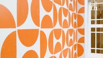 How to Hang Wallpaper