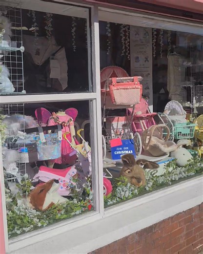 This years collection of dolls prams is massive Their is so many to choose from Please call into store or view online Christmas payment plans 🎄 🎁 🤶 🎅🧑‍🎄 🌐>>> Roma Dolls Pram - Babylicious Moreton - Babylicious Hoylake https://share.google/P5yoRLSZF5yngfU5X #dollspram #dolls #dollsprams #dollshighair #dollsbedsidecrib #dollscarseat #dollsbuggy #dollsblanket #dollsparasol #dollsraincover #doubledollspram #singledollspram #twindollspram #rhs #polly #teddybear #Annie #romaprams | Babylicious