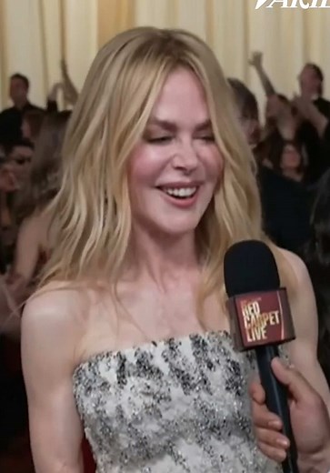 #NicoleKidman gushes about Tweety Bird on the #Oscars red carpet The CNN & Variety Red Carpet Afterparty is now live on the CNN app and YouTube