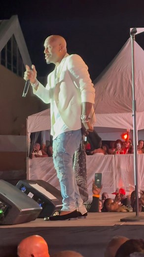 HOW YOU GONNA ACT LIKE THAT: American singer Tyrese performed for a packed house at the “Fall in Love” concert held at the National Stadium by YBE Promotions. | The Official Nassau Guardian Ltd. (1844)