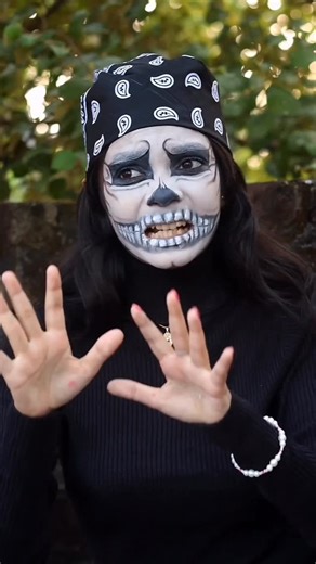 🌸𝑩𝒂𝒓𝒏𝒂𝒍𝒊 𝑹𝒐𝒚✨ on Instagram: "ভূত ❌Talwiinder✅ Minimal & Premium Salon-like hair at home ✨ Agaro HV2179 #agaro #everydayexpert #theagarolifestyle #agarolifestyle"