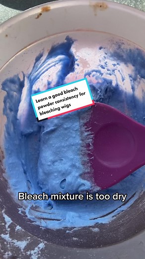 Achieving the Perfect Bleach Powder Mixture for Hair and Wigs