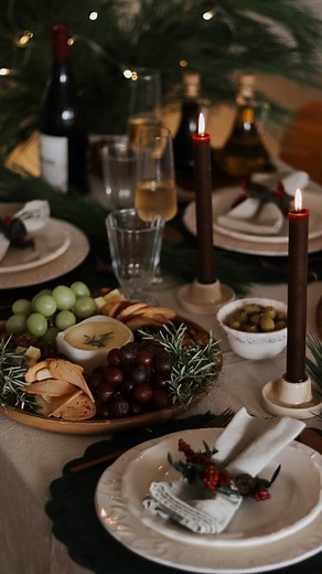 A Portuguese Christmas begins at the table. Discover how to turn cheese, cured meats and dried fruits into an irresistible centrepiece for your festive feast. This is how Portugal celebrates, gathering around food. Savour your Christmas, visit Portugal. | Visit Portugal