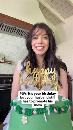 Happy birthday @erinslaver !!! AND Happy Grey’s Day!!! Two of my favorite things! I will be juggling duties as we celebrate her birthday AND I take over the @greysabc Instagram… so checkout @greysabc for posts and stories today! And watch Grey’s Anatomy tonight!… oh and WISH ERIN HAPPY BDAY!!!🎂🥳🎉 I love you babe! | Chris Carmack