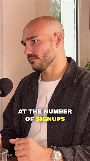 A Python model calibrated on signups 🦾 #podcast #data #tech