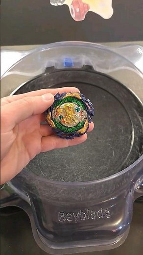 Vanish Fafnir Hand-Spin Challenge 🔥 #beyblade #beybladeburst #beybladechallenge