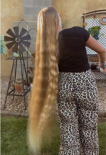 Longhair Lexi: Long Hair Styling Showcase