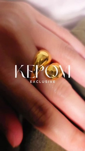 Kedai Emas Merchant9 on Instagram: "BOLD, BEAUTIFUL & NEW : KEPOM EXCLUSIVE ✨️ Hi M9Queens! Jemput datang ke cawangan terbaru Merchant9 di Wangsa Maju untuk dapatkan Koleksi KEPOM yang baru sahaja release semalam 拾 Ada pelbagai lagi koleksi yang menarik & terbaru di sana, nak tau kena la datang  #kedaiemasmerchant9 #merchant9 #emas916 #lifestylejewelry #916gold #new"