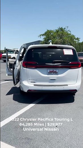 Check It Out! | 2022 Chrysler Pacifica Touring L
