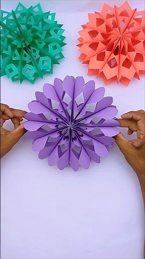 Easy Paper Snowflake for Beginners ❄️ 3D Paper Cutting Tutorial in 1 Minute #Shorts