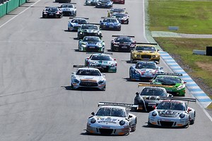 11K views · 178 reactions | Was für ein Wochenende, was für ein Finale! Das letzte Saisonrennen hatte es in sich. Hier nochmal die besten Szenen in den Highlights. | ADAC GT Masters | Facebook