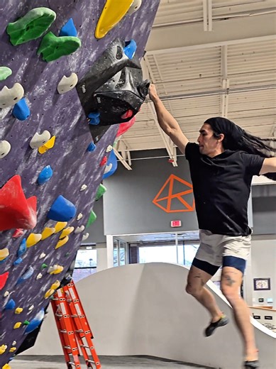 Holds look so much closer on a ladder, then I climb it and wonder what I was thinking🤣🤣🤣 The dyno doesnt look far on camera, but it sure felt far in person!