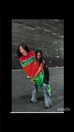 j-jealous of my gift|| read desc #katseye #kpop