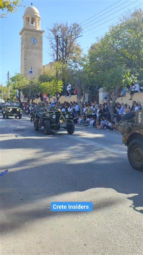 The OXI-Day parade in Chania today 🇬🇷💙🇬🇷 | Crete Insiders