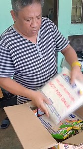 49K views · 1.6K reactions | UNBOXING DSWD RELIEF BOX BY PBBM AND SEC. GATCHALIAN. #MarcosLegacy #BagongPilipinas #BawatBuhayMahalagaSaDSWD 朗 | Unofficial PBBM News | Facebook