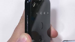 LG G8 ThinQ Durability Test Is Uneventful In A Good Way - SlashGear