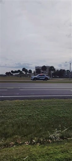 *Power call* **New FCSO Ford explorer unit** responding code 3