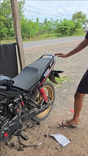 proses pemasangan kulit jok verza #shorts #fyp #viral #jok #verza #modifikasi #variasi #tutorial