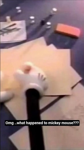 the Disney channel id from the 1990's ai version: omg??..what happened to mickey????