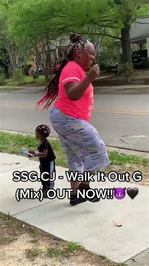 SSG.CJ Walk it Out Gmix🔥🔥😂 #shark #rap #musicgenre #ssg #hiphop #rapper #music #dance