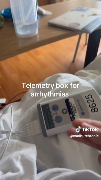 Essential Items in a Hospital Room for Comfort