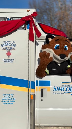 🎁🚑 GIVE A LITTLE, HELP A LOT 🚑🎁 The County of Simcoe Paramedic Services has officially launched its 23rd Annual Food and Toy Drive! 💙💛 For over two decades, our paramedics have gone above and beyond to bring warmth, joy, and support to families across Simcoe County during the holiday season. With over 130,000 toys, nearly 89,000 lbs of food, and close to $290,000 in donations collected since the campaign began, the impact is real AND growing! 🧸 How YOU can help: ✅ Donate new, unwrapped to