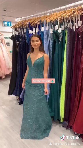 Help Me Choose My Prom Dress! | Dress to Go Botley