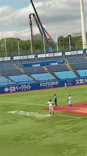 青山学院大学 鈴木泰成投手(東海大菅生高等学校) VS 東洋大学 浅嶋大和内野手(九州国際大学付属高等学校)
