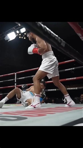 step back &Counter #boxingtechnique #boxingtraining #youtubeshorts #shortvideo