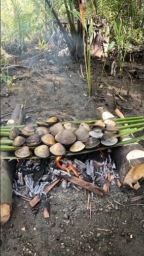 Fire-Grilled Fresh Clams with Secret Garlic Butter Sauce! | Sunset Beach BBQ 🐚🌅