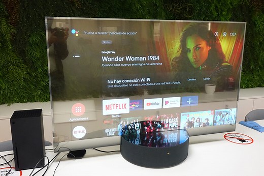Xiaomi Mi TV LUX Transparent Edition, lo hemos probado: este televisor transparente quiere ser una demostración de poderío tecnológico
