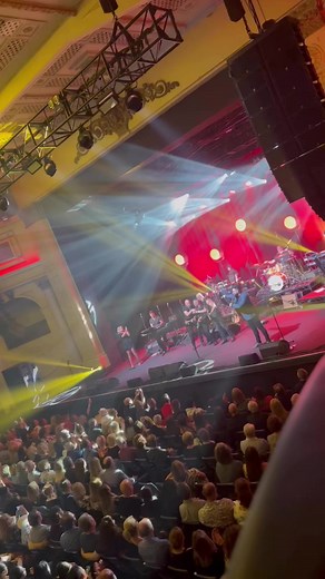 Hindley Street Country Club on Reels