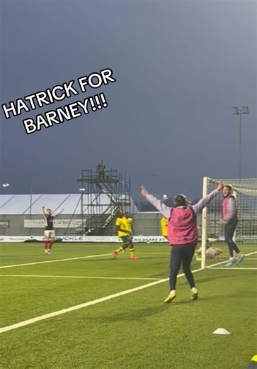 HATRICK FOR BARNEY 🤯⚽️⚽️⚽️#falkirkfc #footballphotography #ffc #sportsphotographer #scottishpremiership
