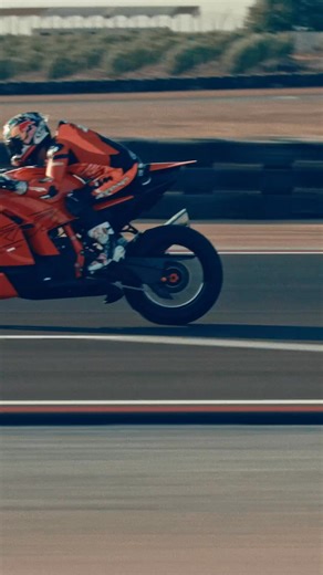 The new KTM 990 RC R is here – born from MotoGP data, built for the street, and READY TO RACE from the first turn. You’ve waited long enough. It’s time for you to NEVER STOP hunting apexes. Discover more - https://brnw.ch/21wWB1W #KTM #ReadyToRace #KTM990RCR #Supersport #NeverStop | KTM UK