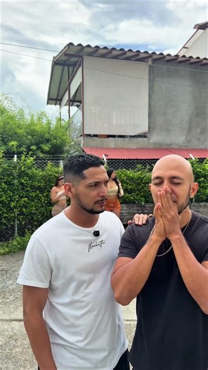 compas graciosos😂#funny #trending #foryou #viral #viralshorts #fypシ゚viral #shorts #share #comedy