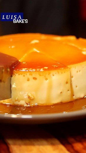 33K views · 322 reactions | Have you ever tried spanish flan? You definetly have to try it! It is an egg custard with a caramel topping. So delicious! This recipe is easy, fast and is made with only five ingredients you always have in your pantry! Whenever we make it, it is gone in seconds! This is definetly soul-food, which we need right now! #flan #recipes #dessertbaking #easybaking #quarantinebaking #quarantine | Luisa Bakes | Facebook