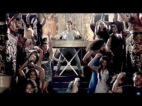 Flo Rida - Jump [Official Video]