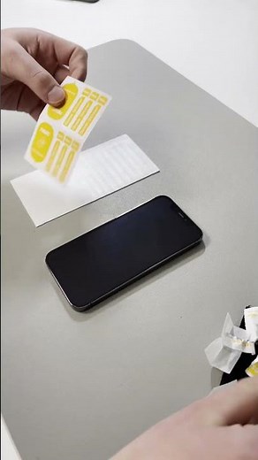 Panzerglas/Schutzglas auf ein Handy aufkleben