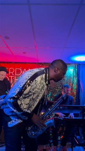 Throwback to an unforgettable time at our Amsterdam Smooth Jazz Festival 2025 with our amazing host Eric Darius! 🎷✨ Next year we’re taking again the vibe to the water — join us on board the AMADEUS Star as we kick off our tour in Vienna! 🚢🎶 Can’t wait to see you there! 💛 www.vienna.smoothjazzfestival.eu | SMOOTH JAZZ EUROPE