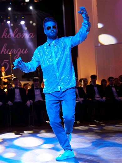 Master Robot Dance Moves: Tips and Techniques