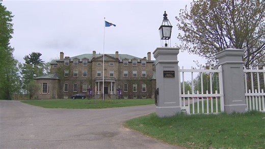 Supreme Court weighs whether N.B. lieutenant-governor must be bilingual